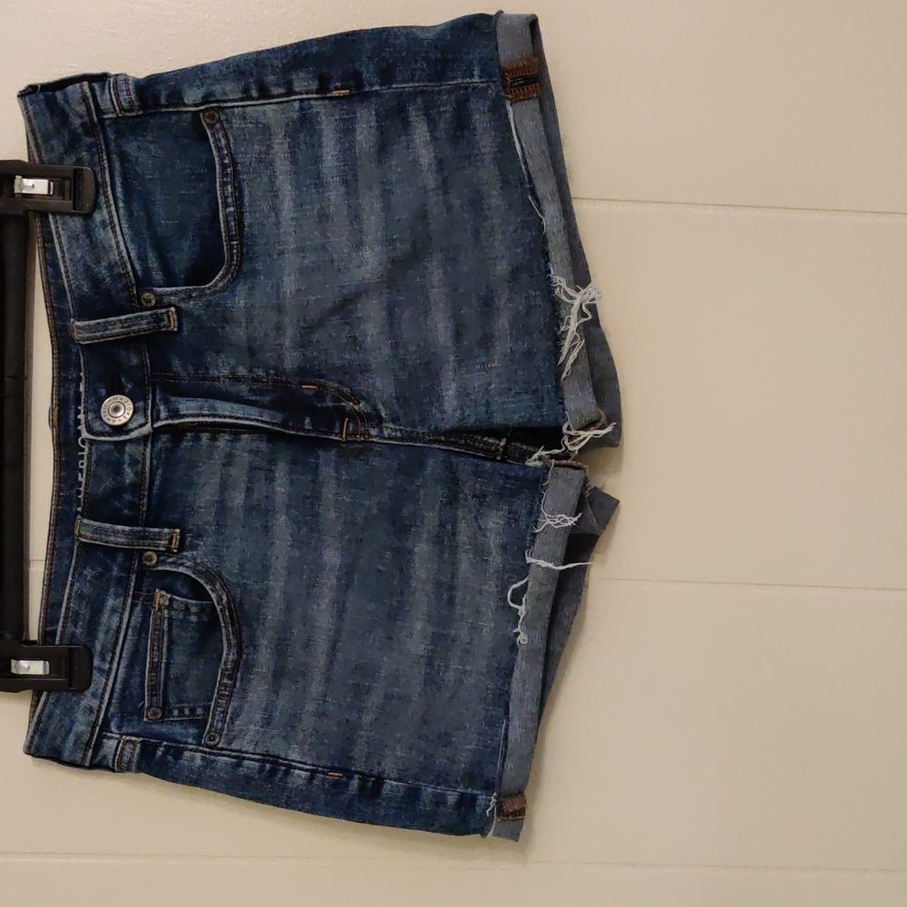 American eagle short